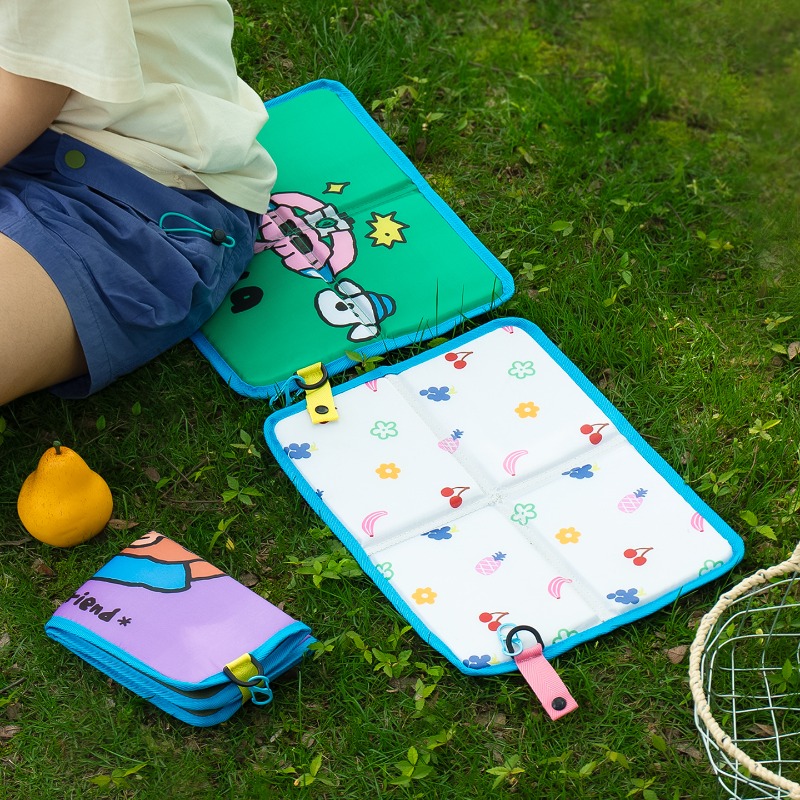 Waterproof Nylon Juice Dog Pic - Kids Outdoor Mat ulasan dan harga