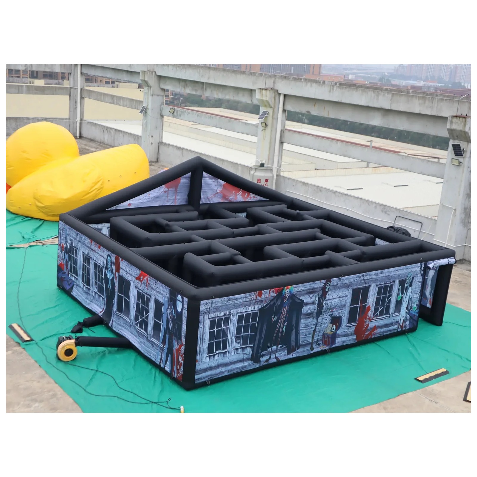 Large Haunted Roofed Inflatabl - Kids Outdoor Venues ulasan dan harga